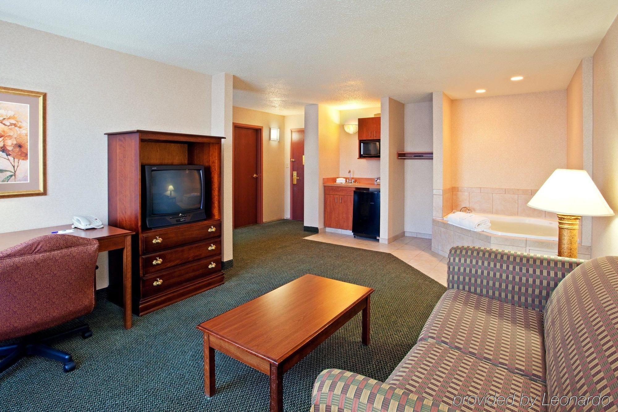 Holiday Inn Express And Suites Pittsburgh West Mifflin By Ihg Eksteriør billede
