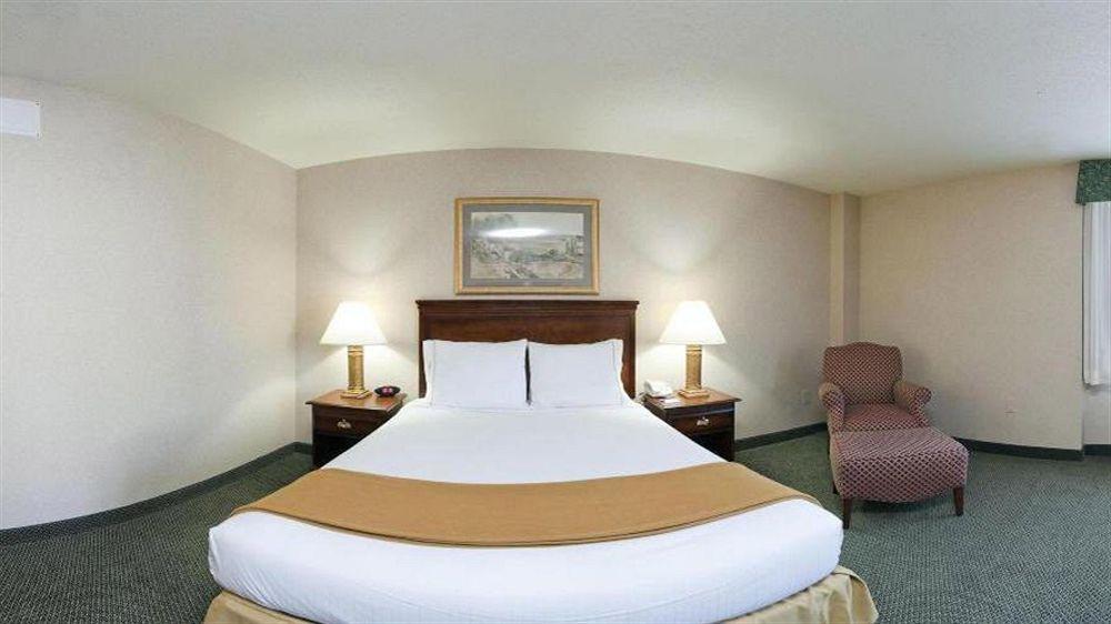 Holiday Inn Express And Suites Pittsburgh West Mifflin By Ihg Eksteriør billede
